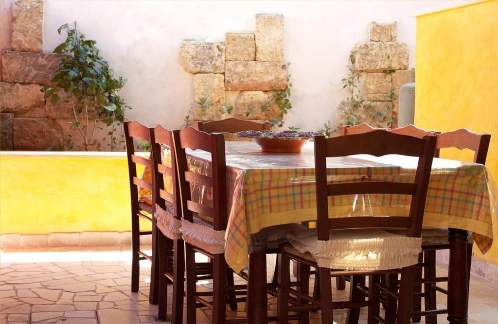 Lido Marini Apartments Room photo